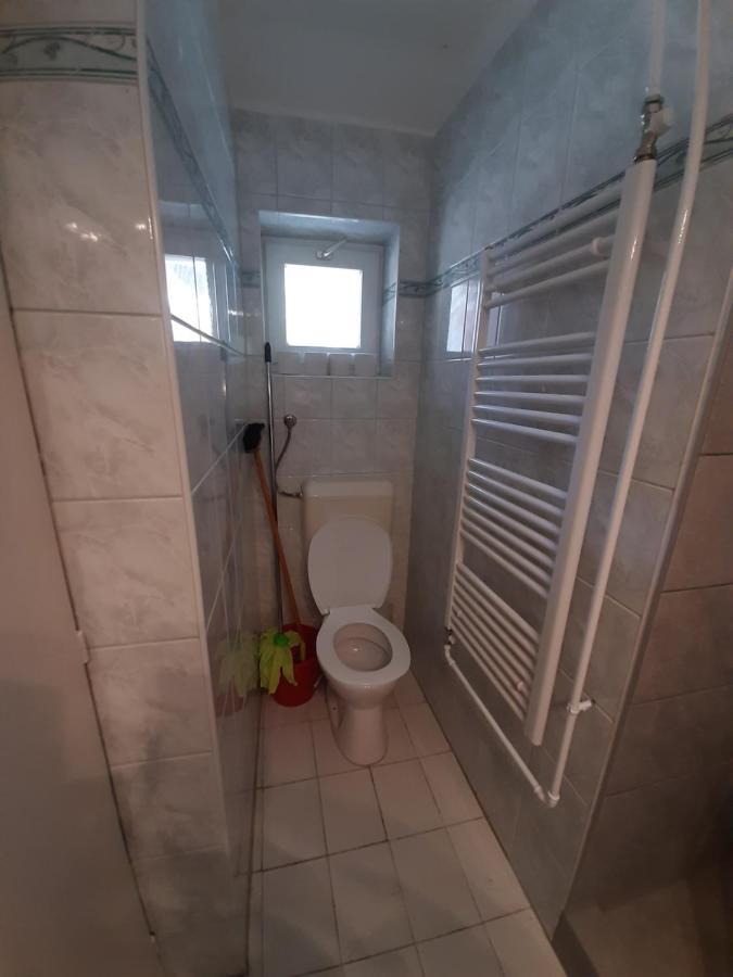 Gyopár Gyöngye Apartmanház Orosháza Esterno foto