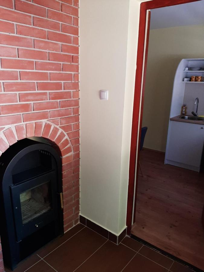 Gyopár Gyöngye Apartmanház Orosháza Esterno foto