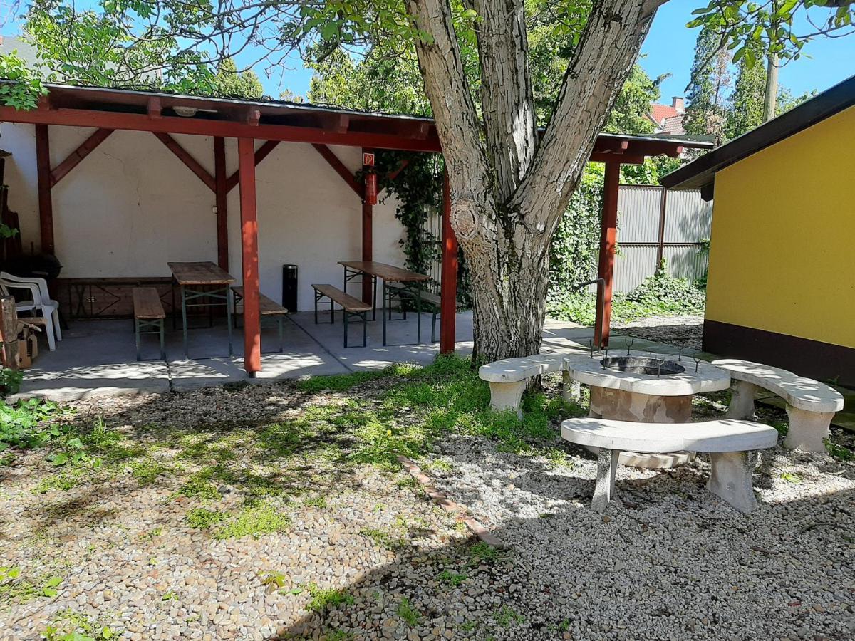 Gyopár Gyöngye Apartmanház Orosháza Esterno foto