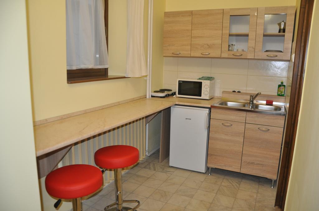 Gyopár Gyöngye Apartmanház Orosháza Esterno foto