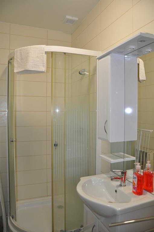 Gyopár Gyöngye Apartmanház Orosháza Esterno foto